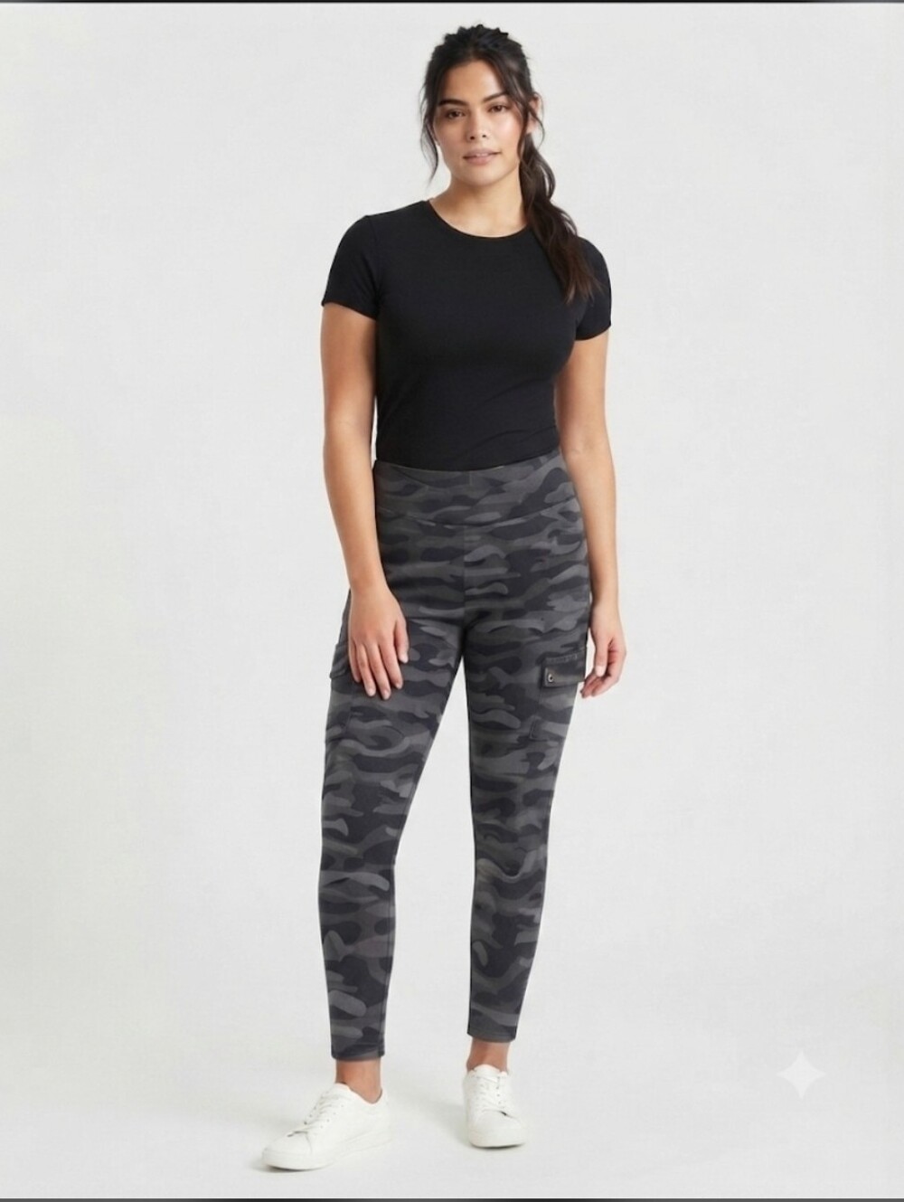 Torrid Black & Gray Camo High-Rise Leggings Size 3